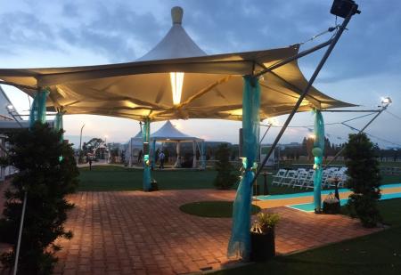 Шестигранная беседка с перекрестным кабелем-01